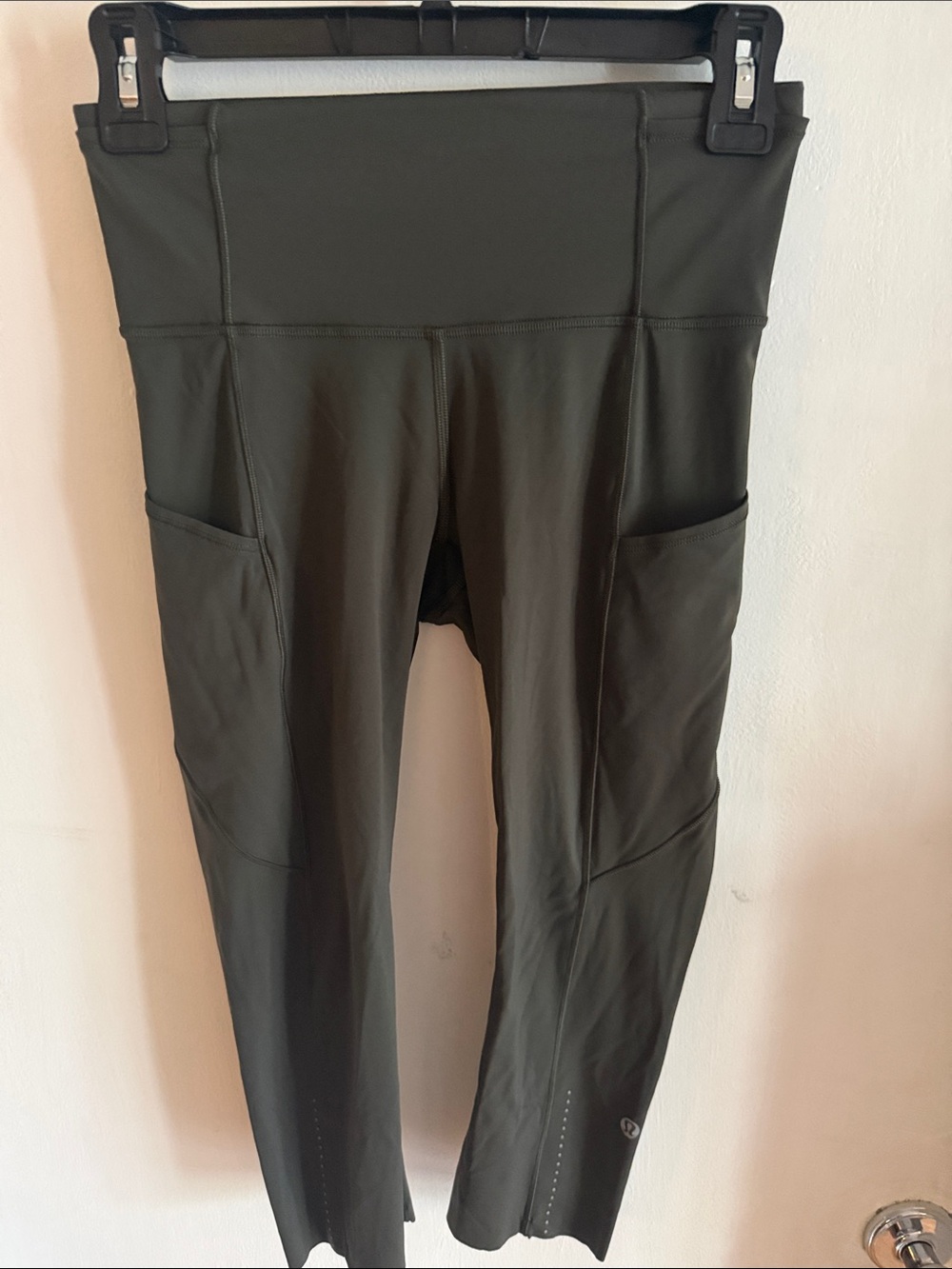 Lot of 2 lululemon high Waist Pocket cropped Leggings